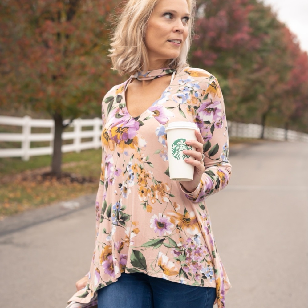 Floral choker top - Picture 2 of 8